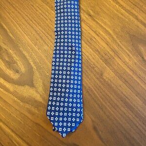 Mens Banana Republic White Flowers on Blue Background